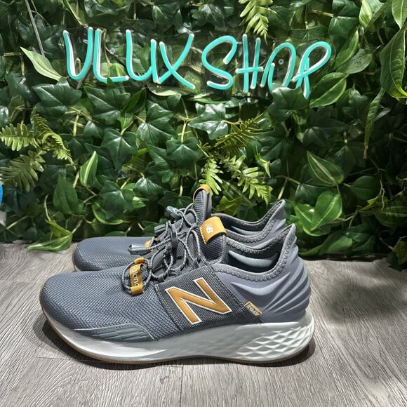 Near Mint New Balance MROAVBG Fresh Foam ROAV Running Shoes Men’s Size 11 2E main image 5